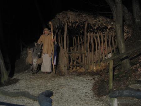 Predstava Božična noč pri Ivanovem izviru 35